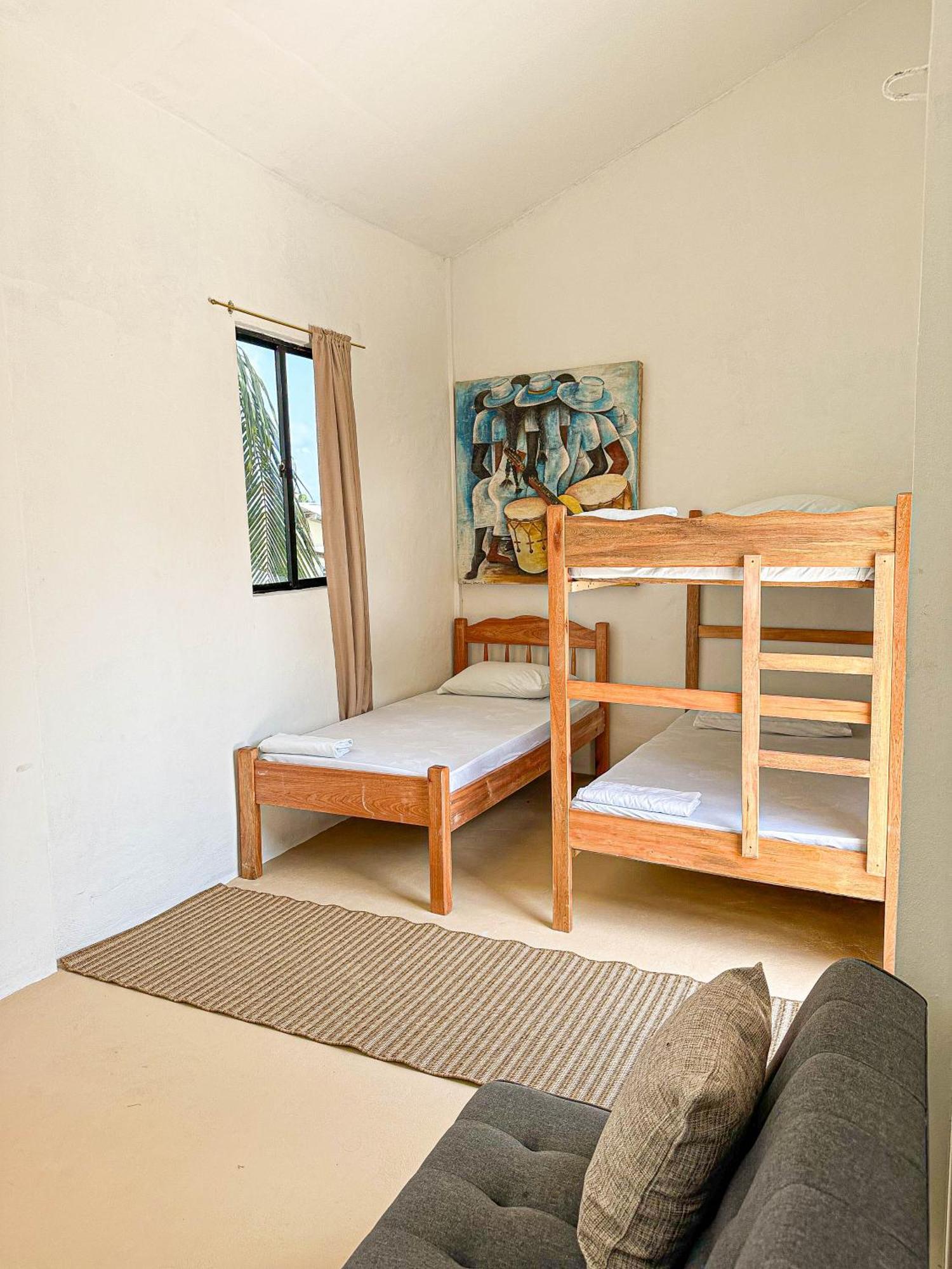 Bella'S Backpackers Hostel Caye Caulker Zimmer foto